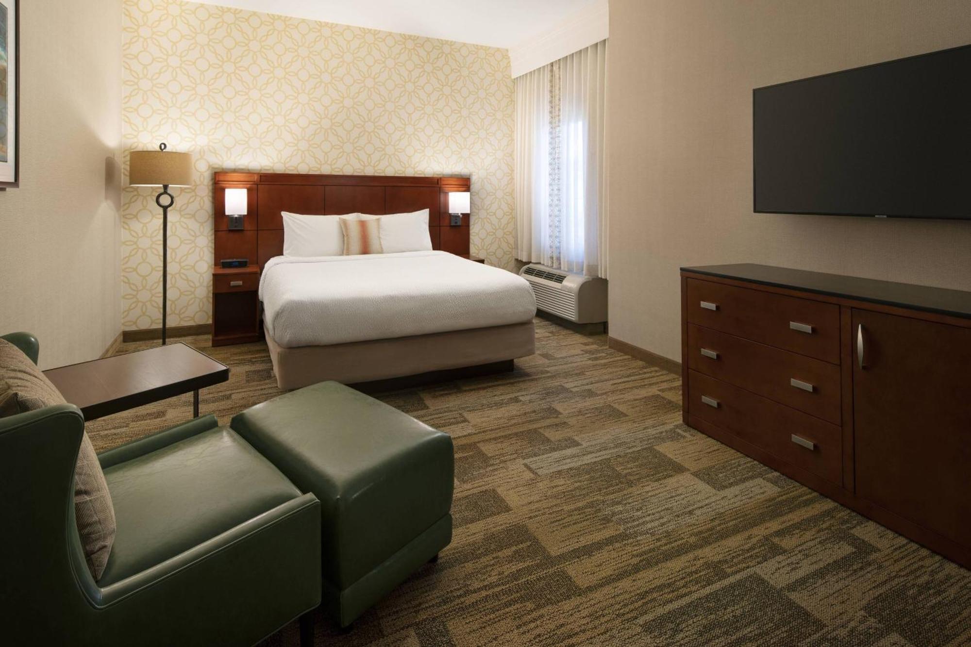 Hotel Courtyard By Marriott Santa Barbara Goleta Exterior foto
