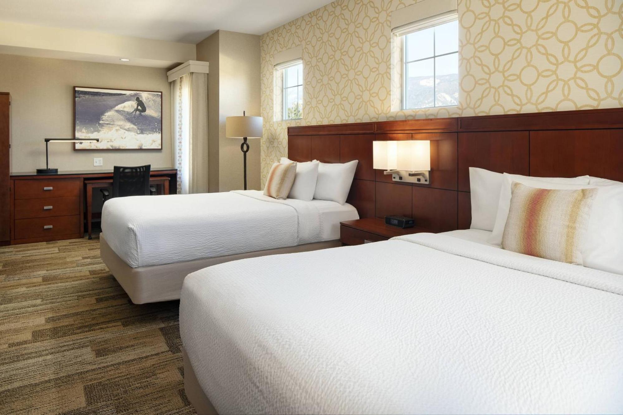 Hotel Courtyard By Marriott Santa Barbara Goleta Exterior foto