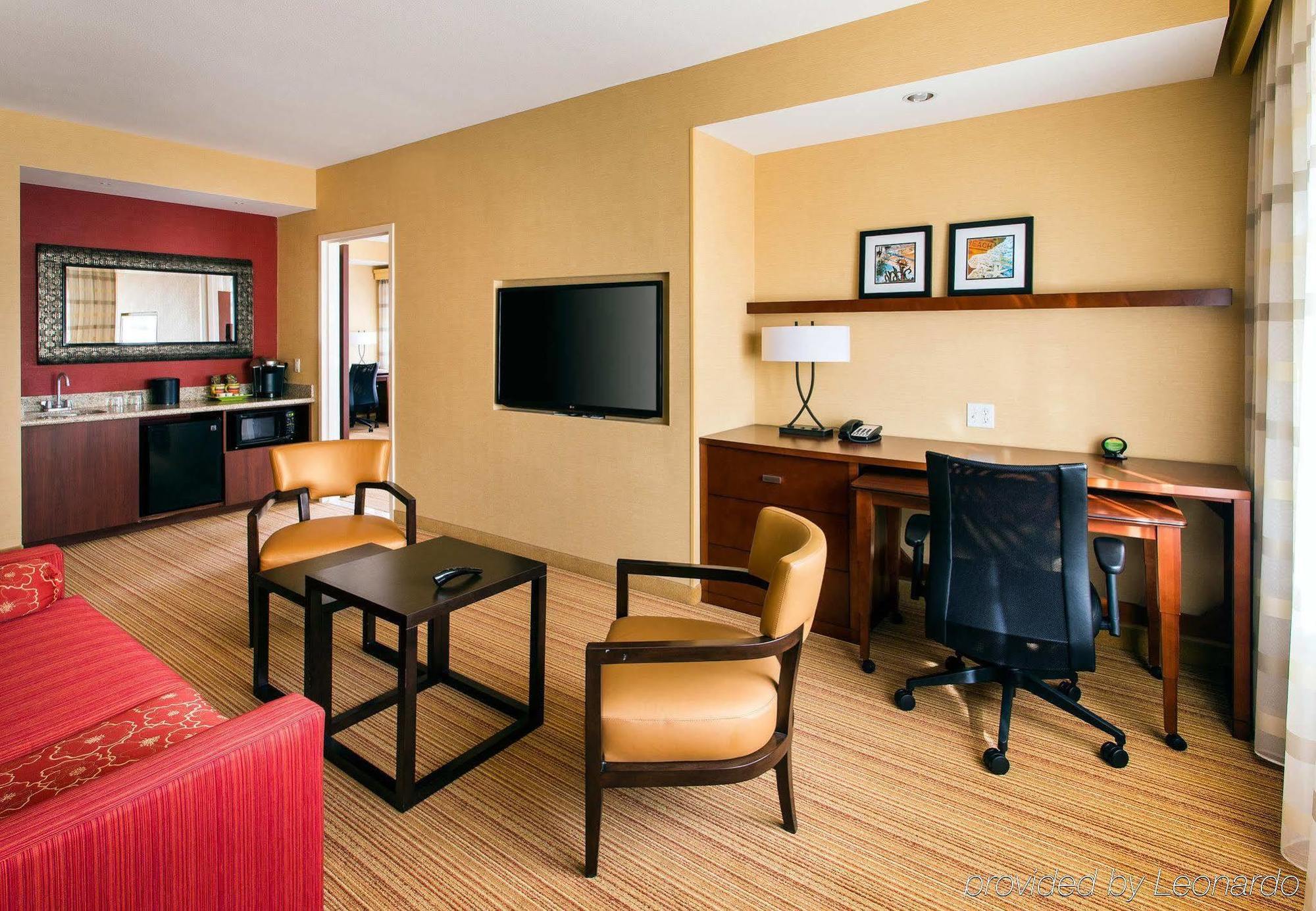 Hotel Courtyard By Marriott Santa Barbara Goleta Exterior foto