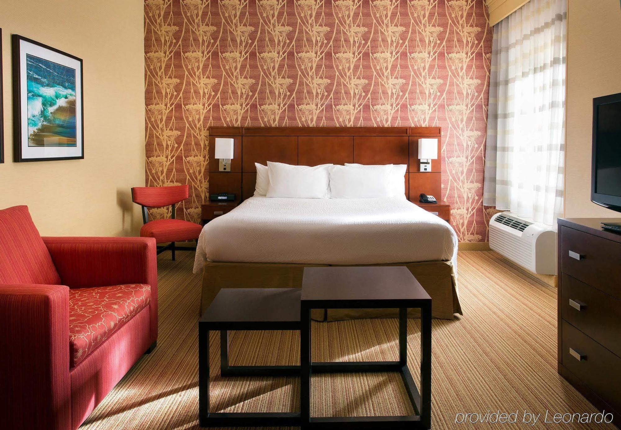 Hotel Courtyard By Marriott Santa Barbara Goleta Exterior foto