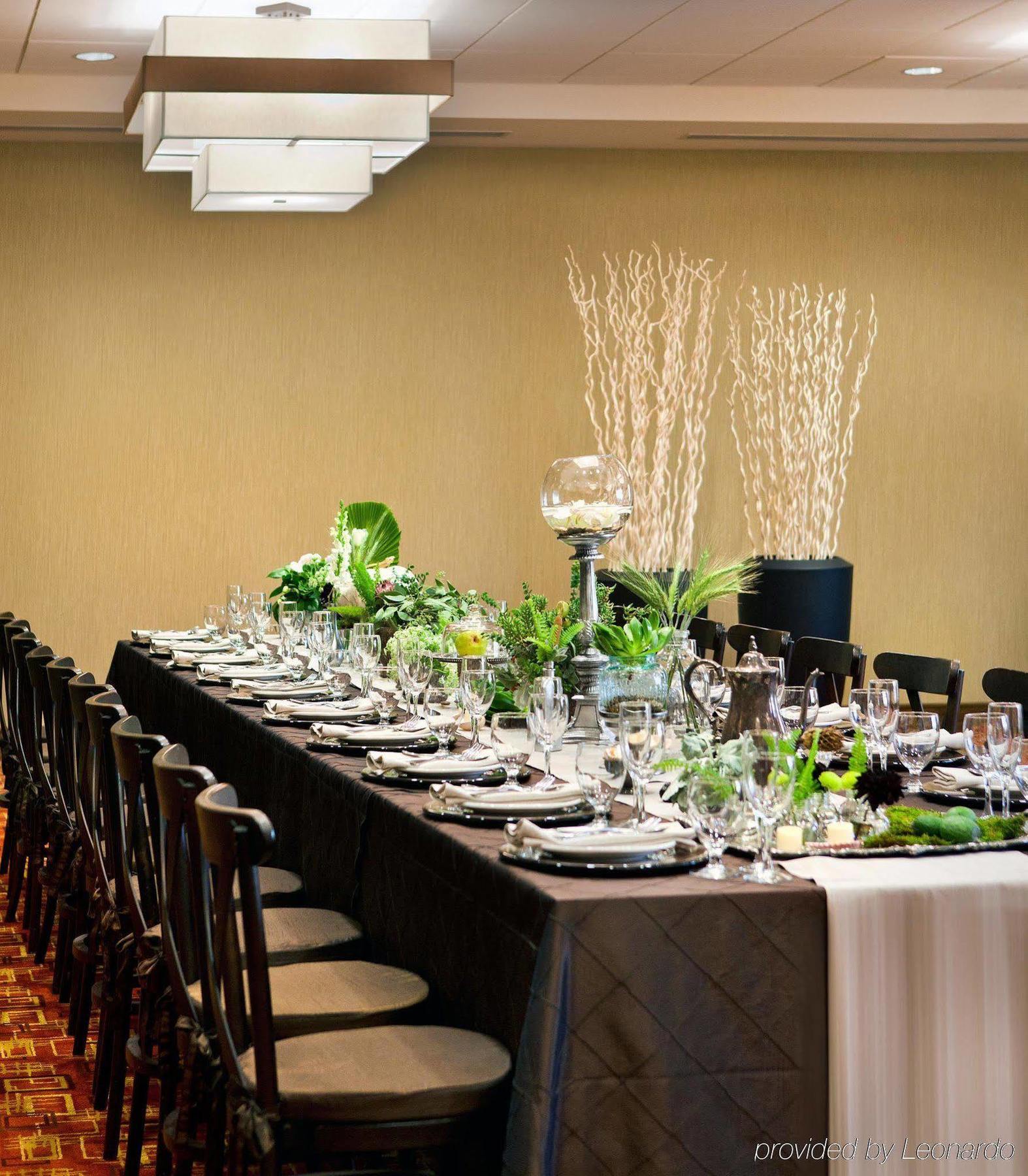 Hotel Courtyard By Marriott Santa Barbara Goleta Restaurante foto